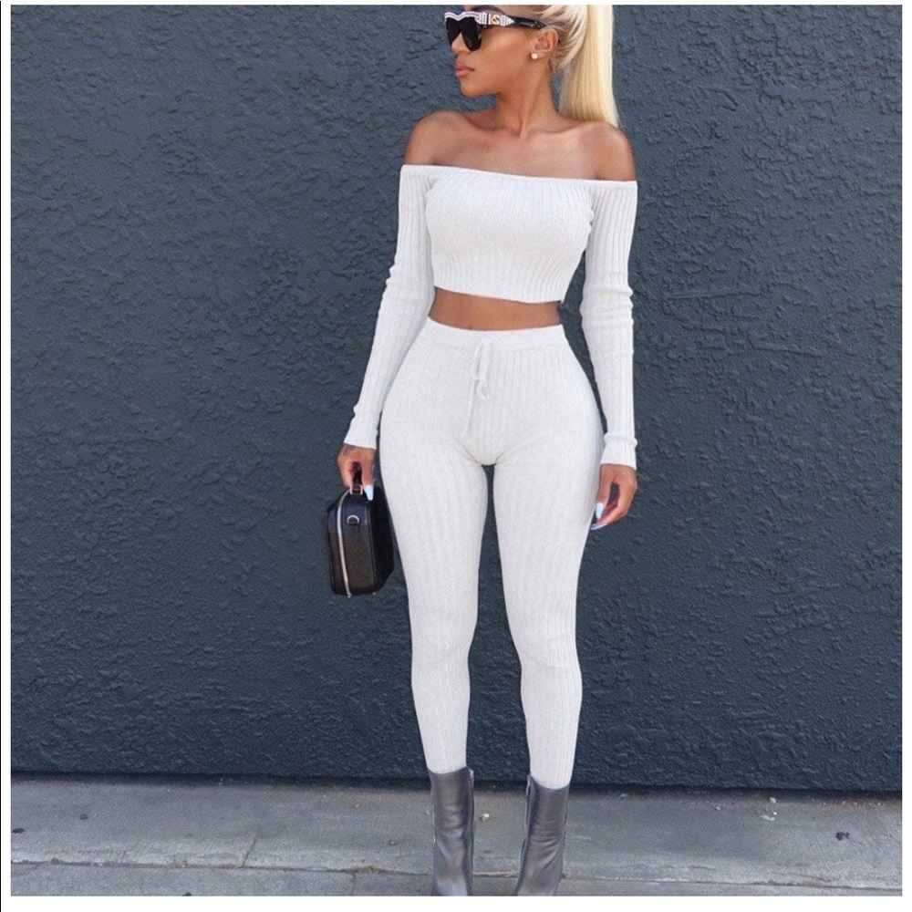 2 Piece Set